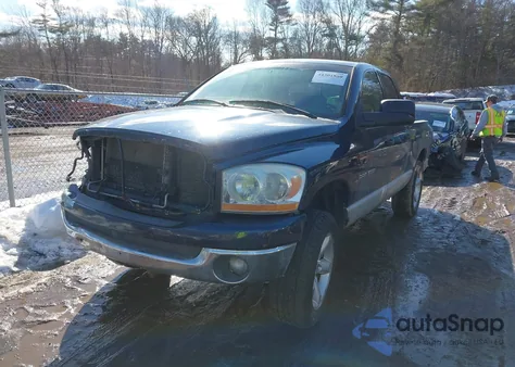 2006 Dodge Ram 1500 Slt/Trx4 Off Road/Sport z USA, uszkodzony, nr VIN 1D7HU18N06S524880
